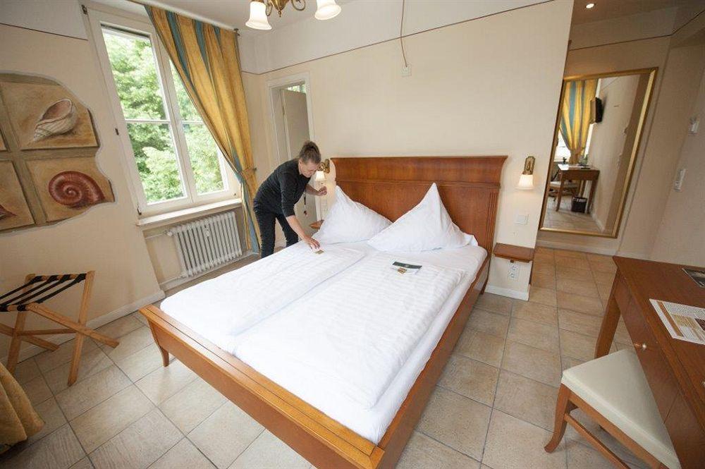 XII Apostel Albergo Κολωνία Εξωτερικό φωτογραφία